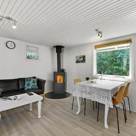 Two-bedroom In Σπίτι διακοπών *